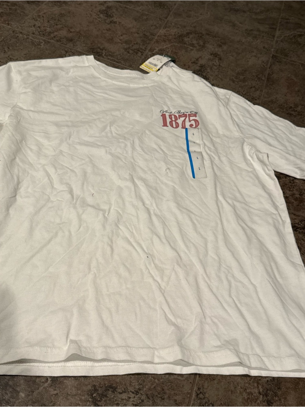 🫑Men's White Graphic Tee with '1875' Print Kentucky derby